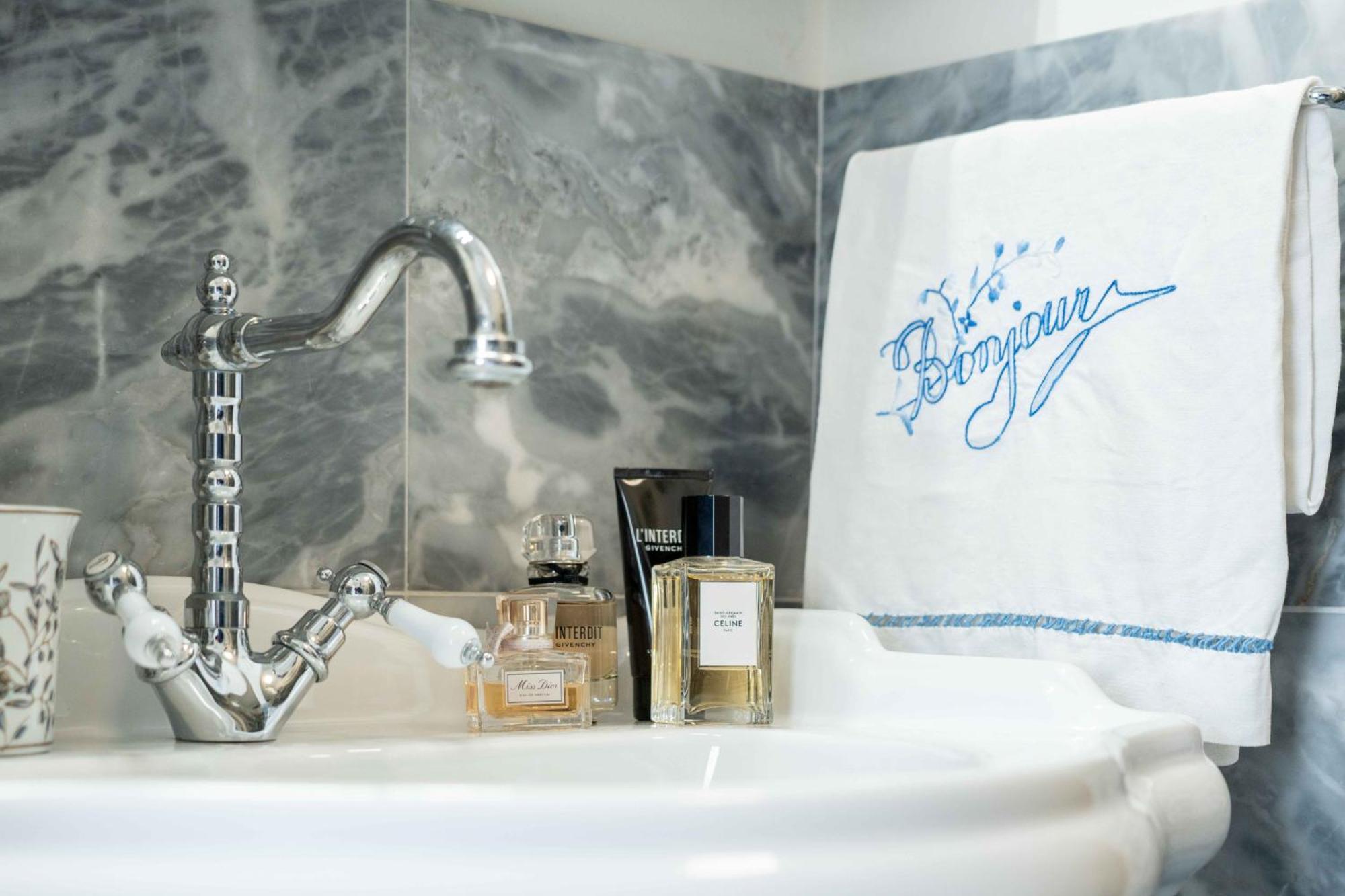 ברגה Luxury Apartment Angelio מראה חיצוני תמונה